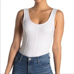 NWOT VINCE White Scoop Neck Tank Bodysuit Medium